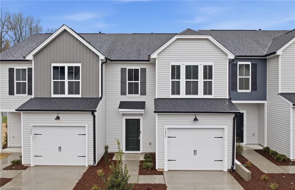 1411 Allegheny River Street — photo