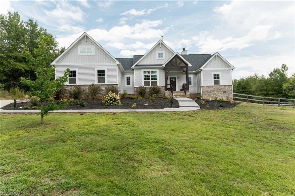 1120 Kayla Ridge Road — photo
