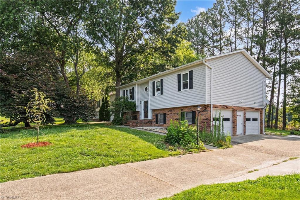 2114 Margaret Drive — photo