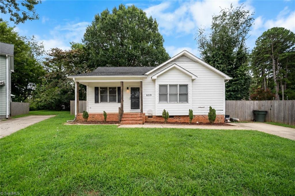 609 Forest Brook Drive — photo