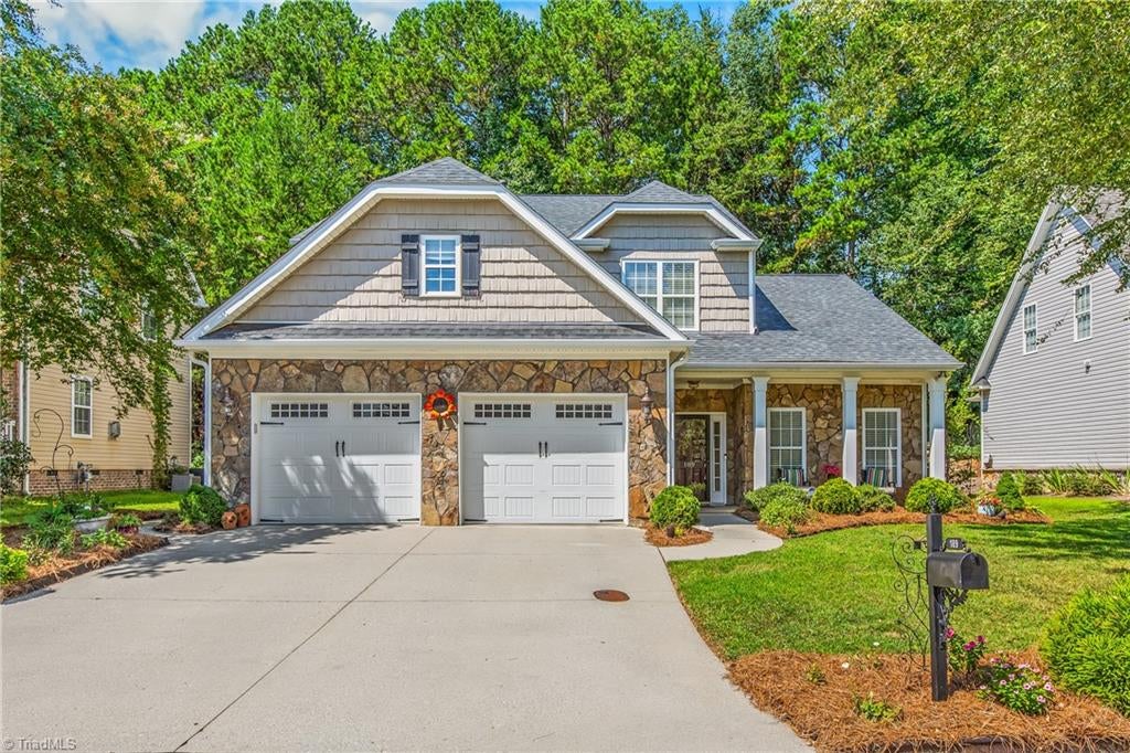 189 Cabot Drive — photo