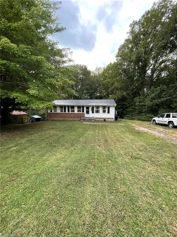 559 Mineral Springs Road — photo