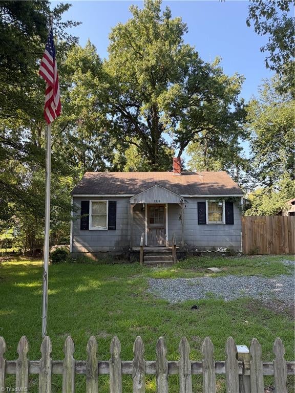 1314 Mayfair Avenue — photo