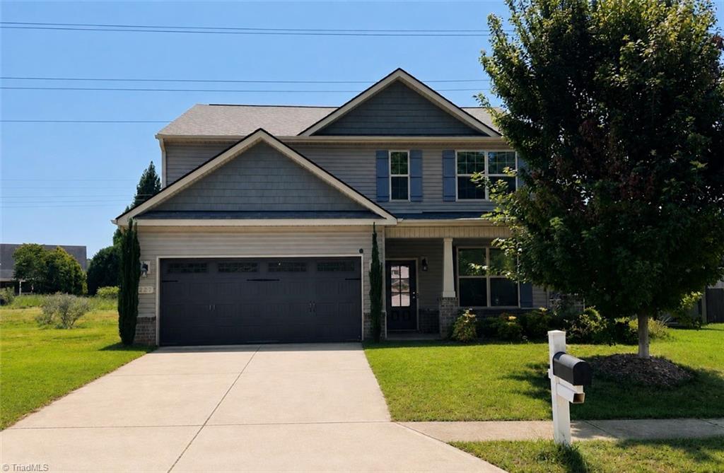 227 Fair Oaks Court — photo