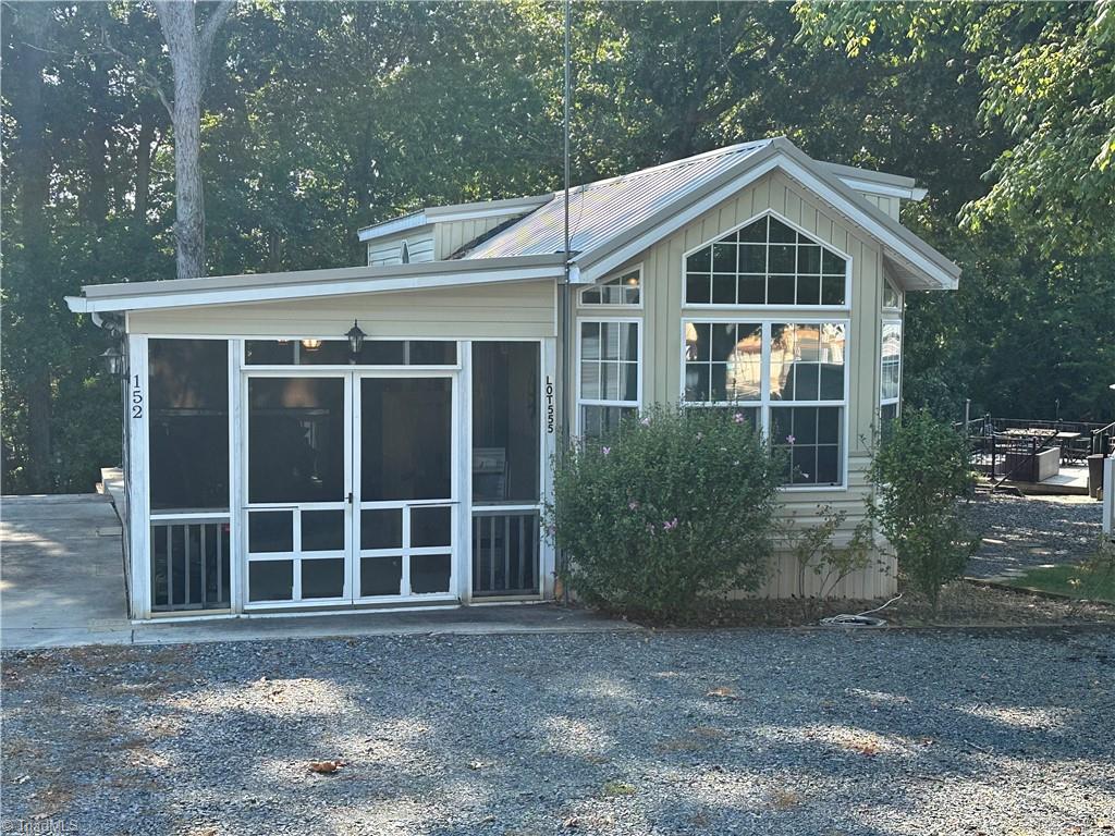 152 Cardinal Drive — photo