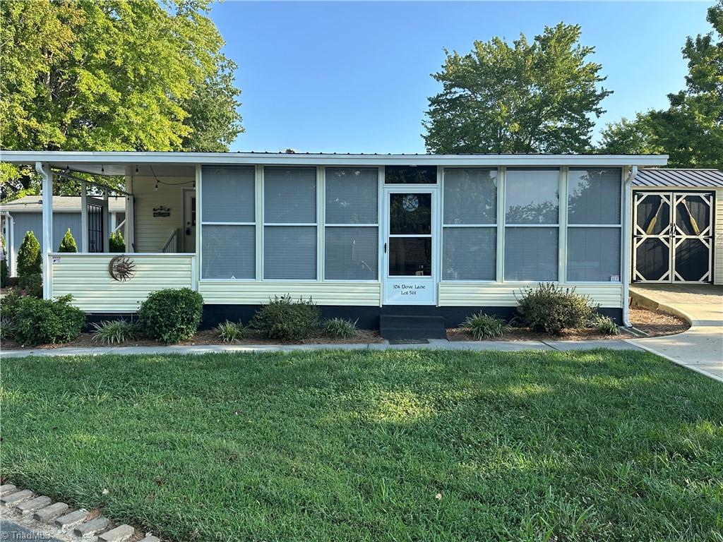 104 Dove Lane — photo