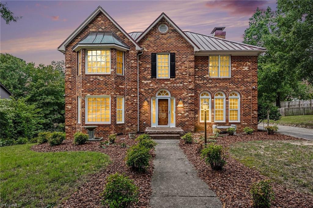 1703 Farnsworth Court — photo