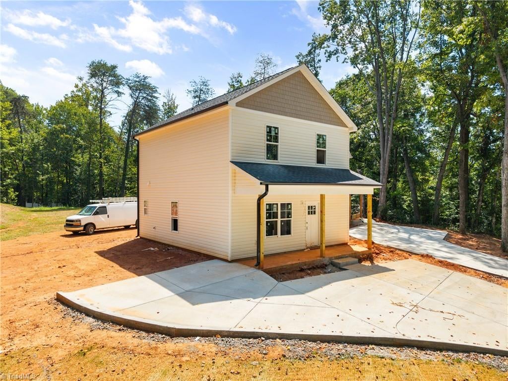 107 Barlow Circle — photo