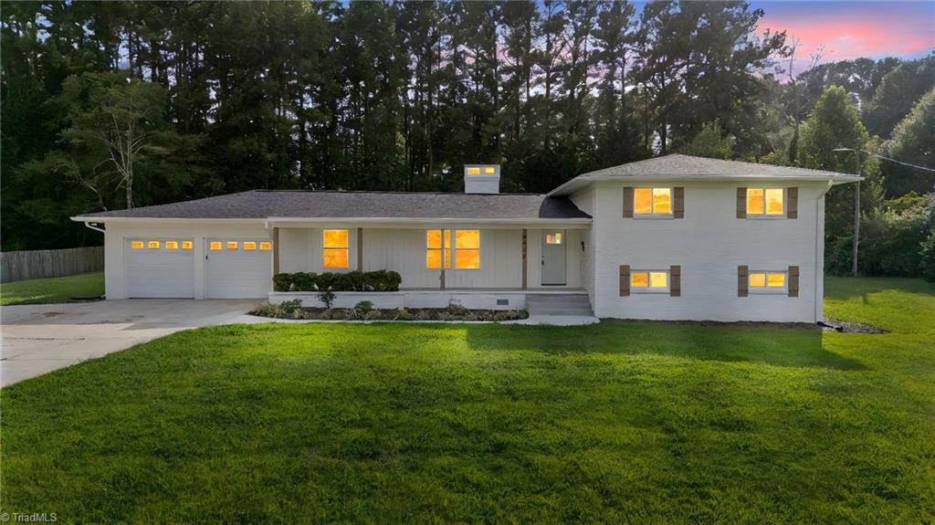 1412 Youngs Mill Road — photo