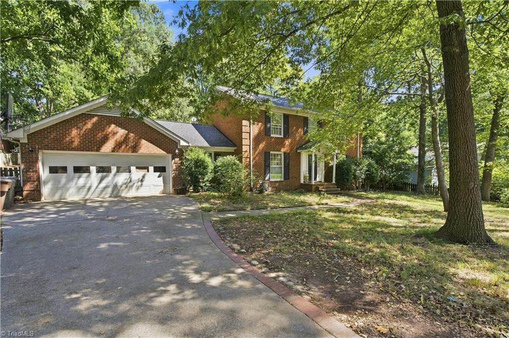 1702 Westminster Drive — photo
