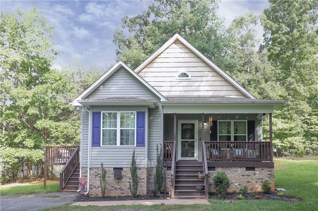 4285 Fox Street — photo