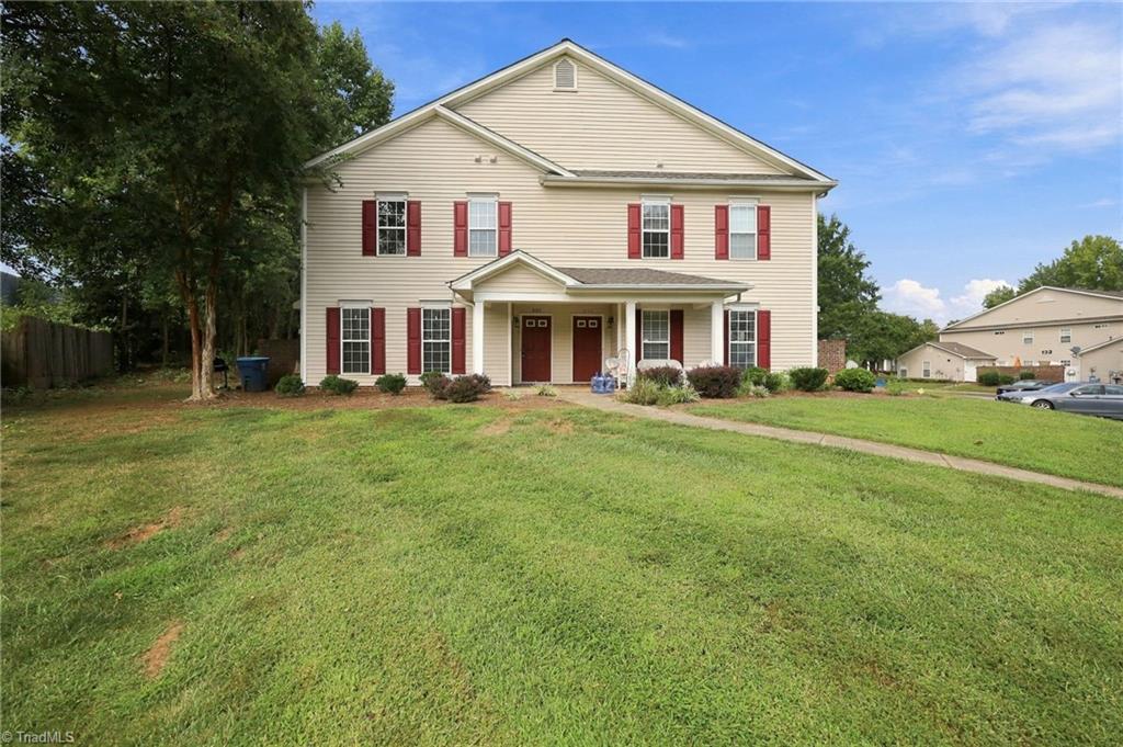 127 Pinewood Lane 103 — photo