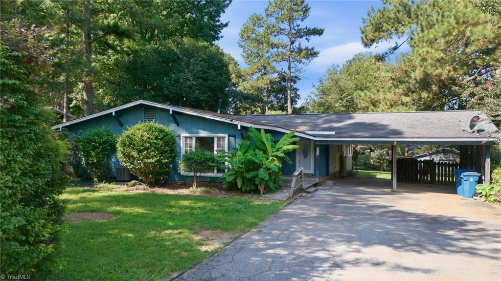 4906 Yarmouth Drive — photo