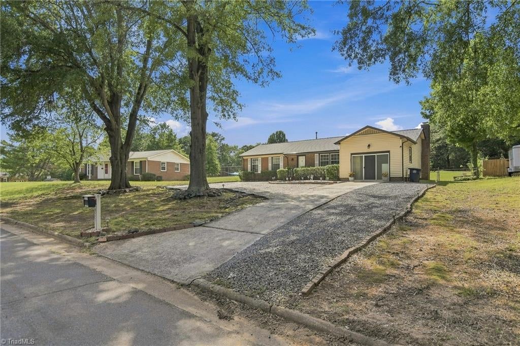 203 Capistrano Drive — photo