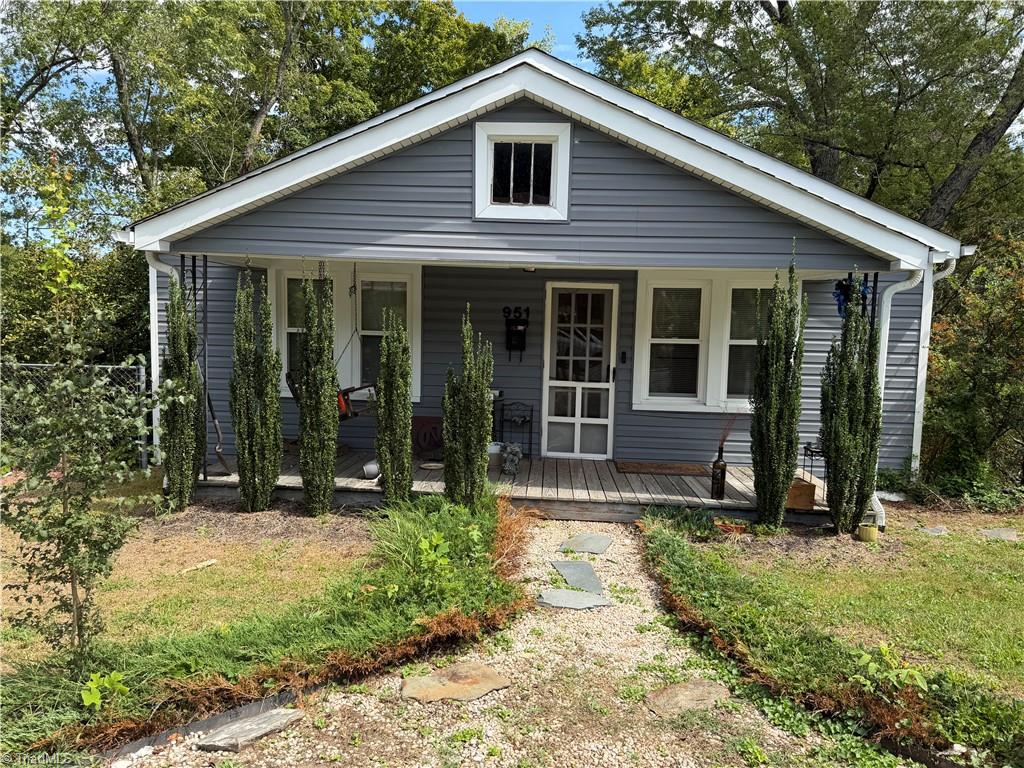 951 Newsome Street — photo