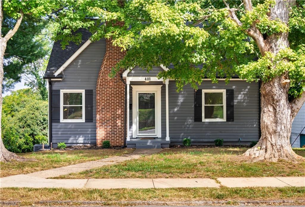 401 S Sunset Drive — photo