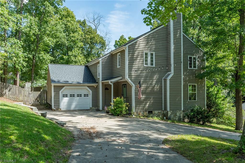 112 Brandon Lane — photo