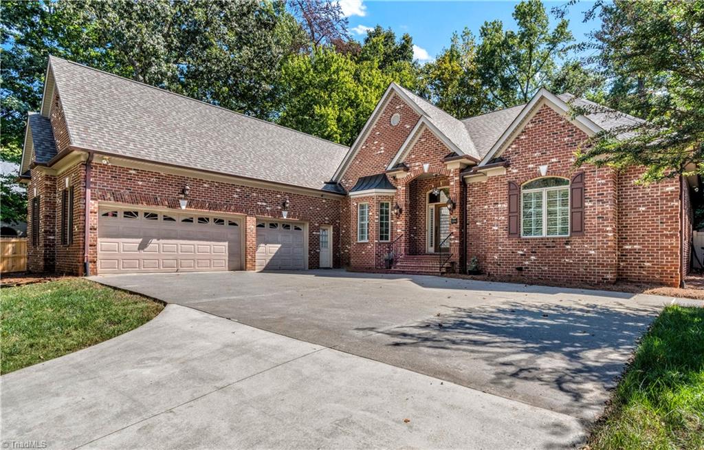 5204 Cedarwood Creek Drive — photo