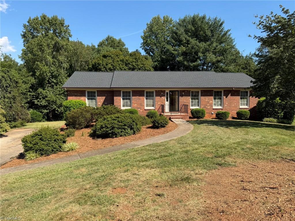 7525 Eppingwood Court — photo