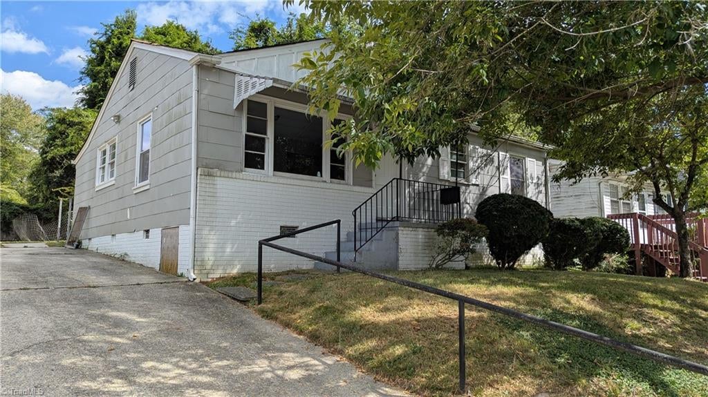 1438 Hamilton Street — photo