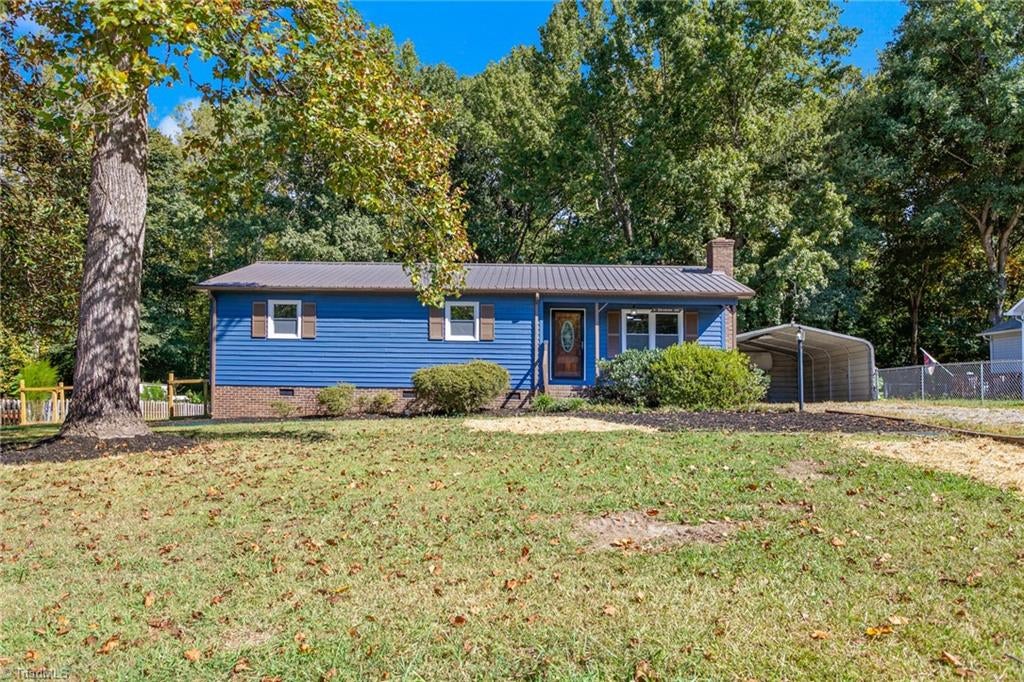 4 Sharon Drive — photo