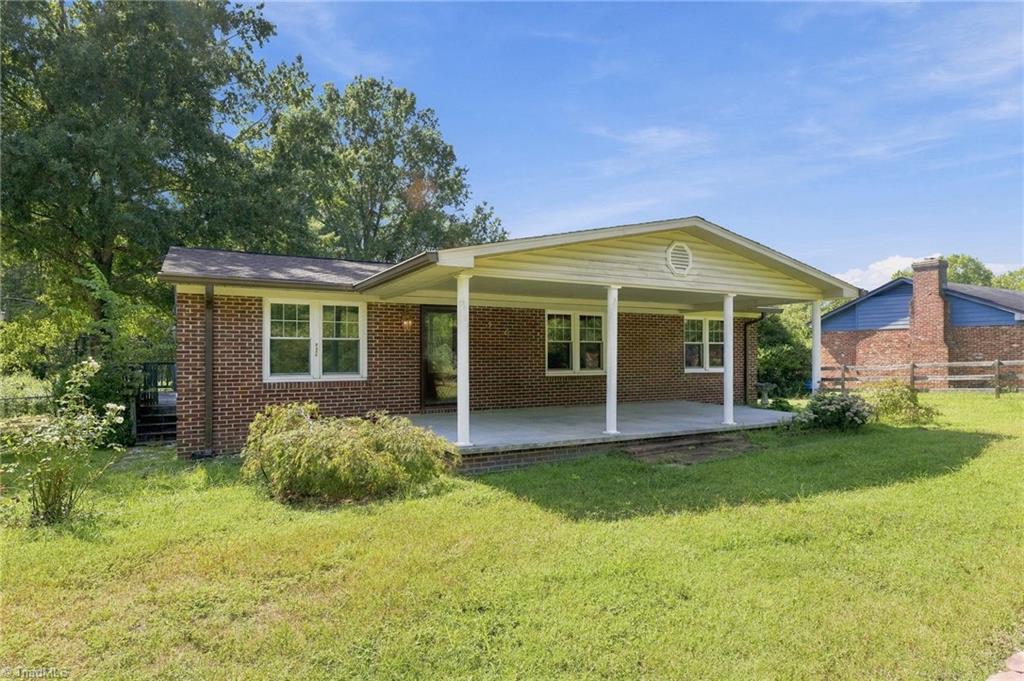 1203 Ranhurst Road — photo