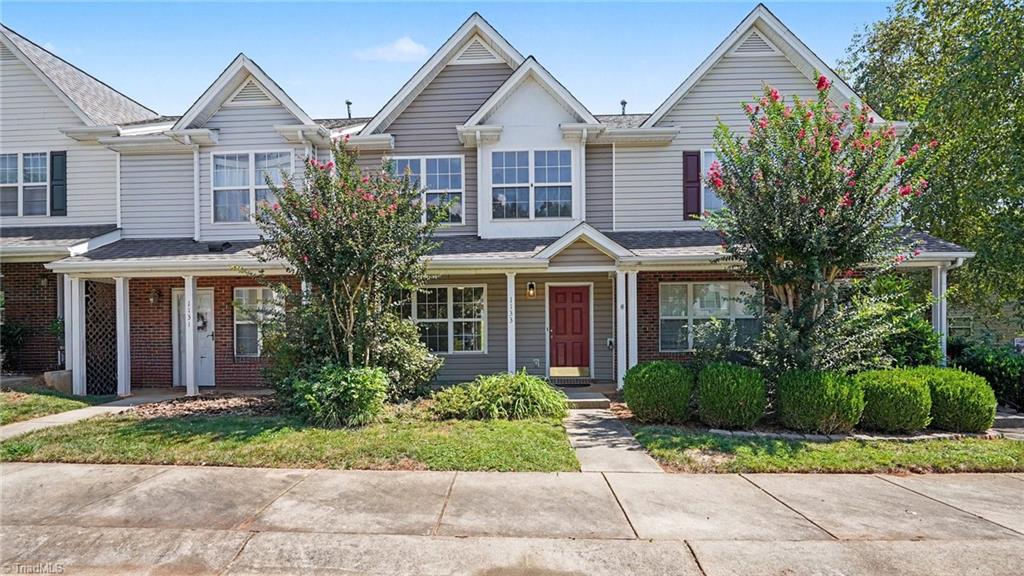 1133 Oak Blossom Way — photo