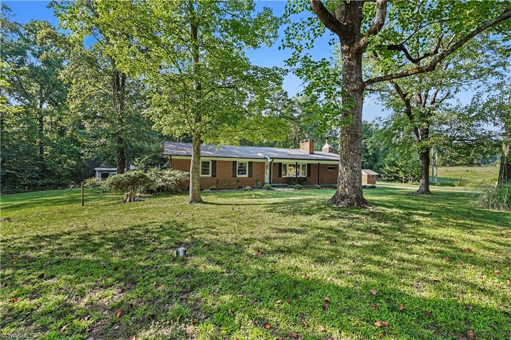 1517 Browers Chapel Road — photo