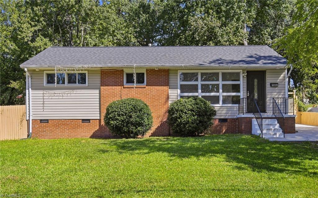 1602 Crystal Lane — photo