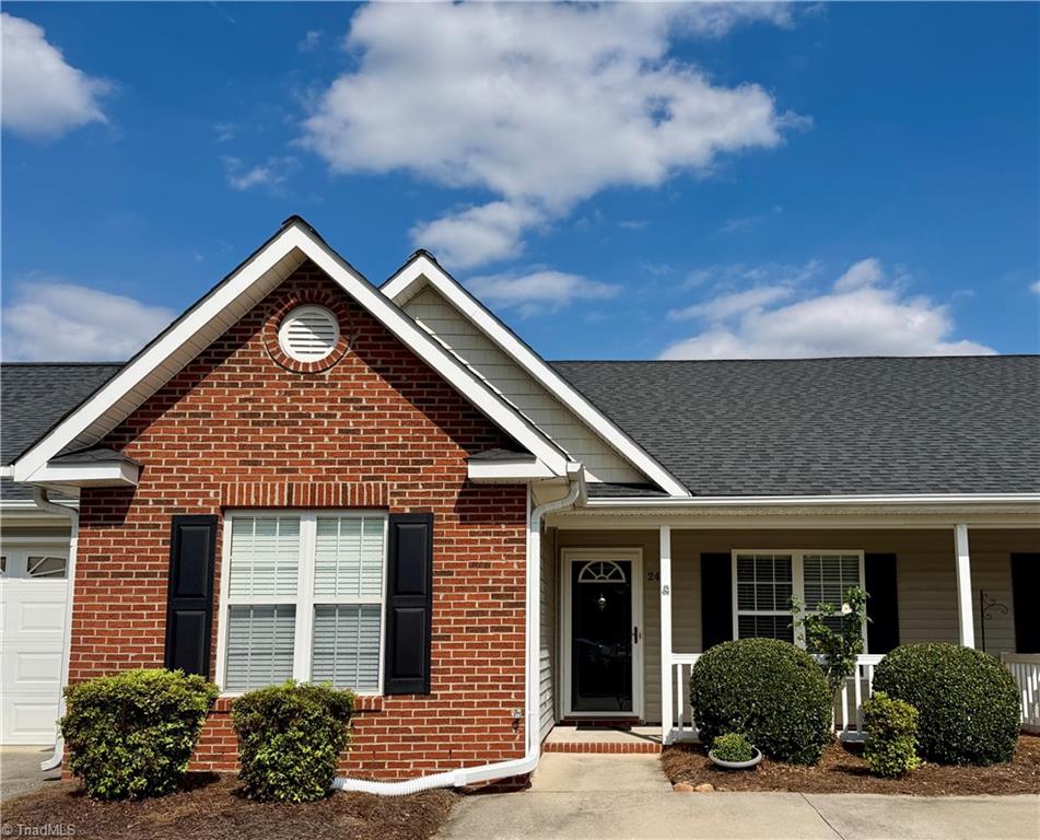2418 Wynbrook Square Court — photo