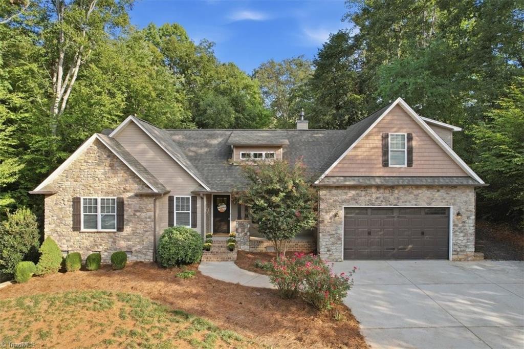 290 Twin Creeks Drive — photo
