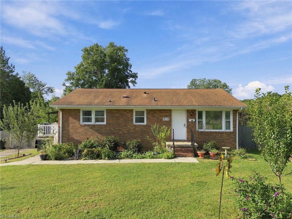 2112 Joyce Court — photo