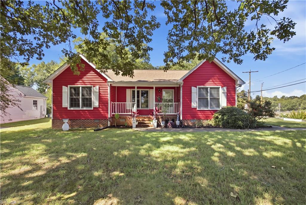 240 Silver Lake Drive — photo
