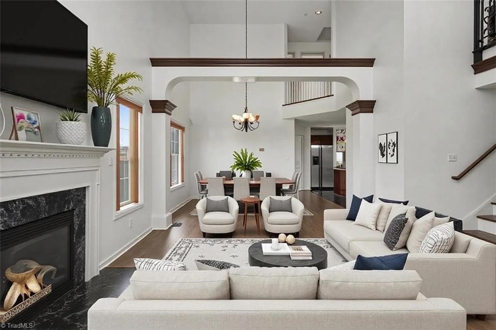 1015 Northview Drive — photo
