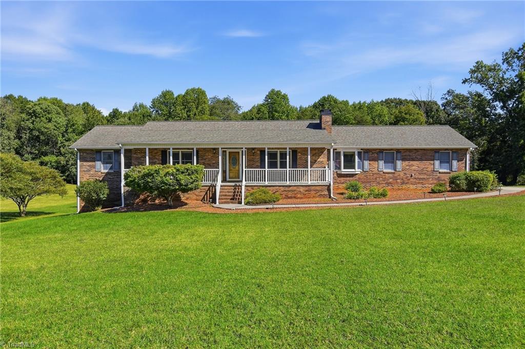 2301 Griffith Road — photo
