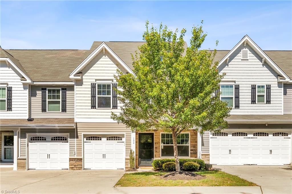 104 Tanner Grove Court — photo