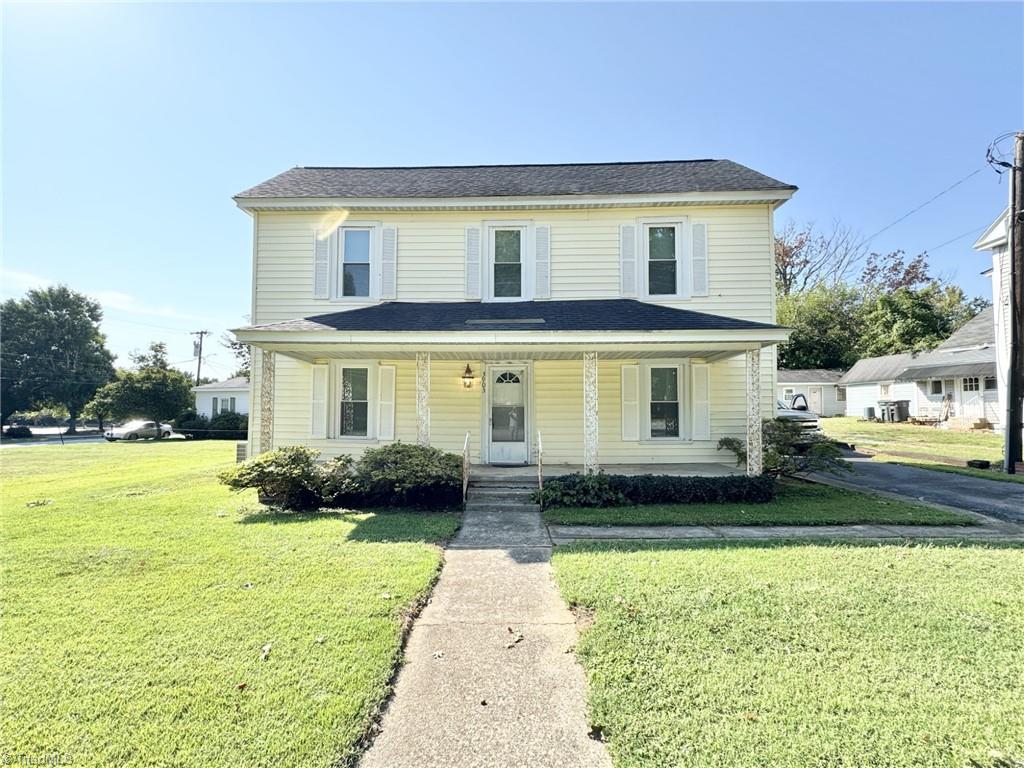3903 Clifton Road — photo