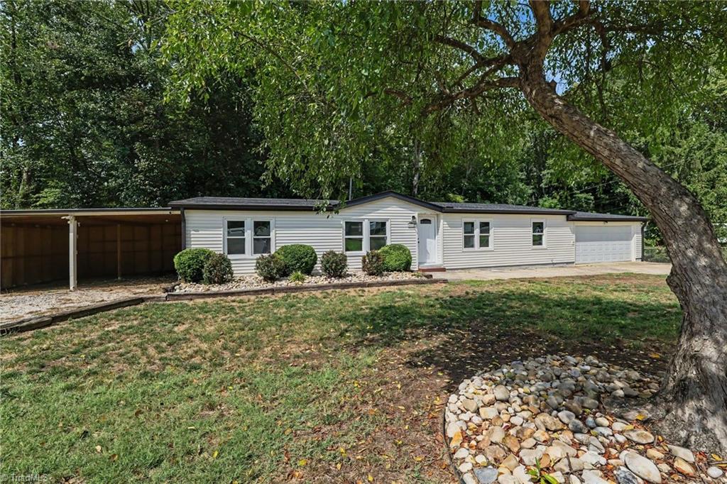 4401 Green Cove Court — photo