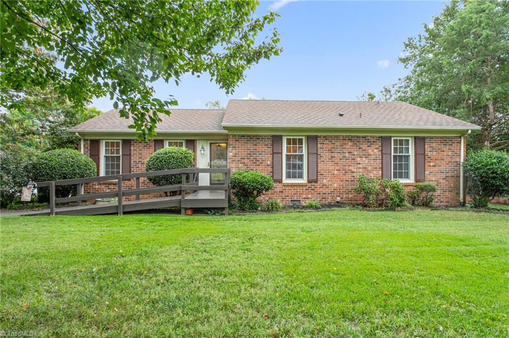 1609 Regency Drive — photo