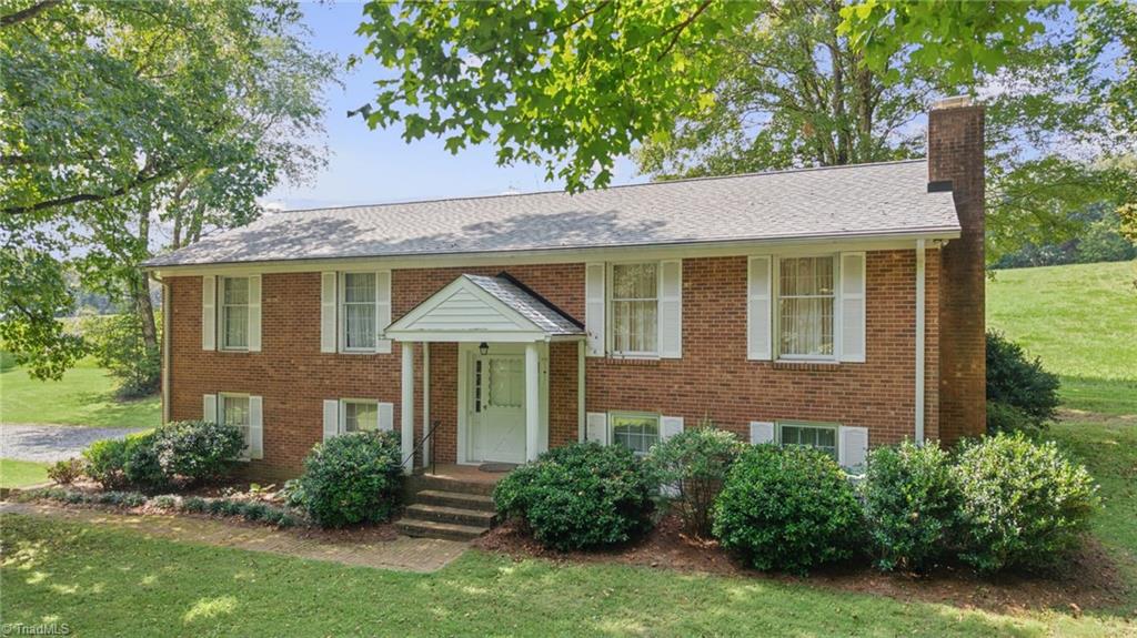 3540 Fraternity Church Road — photo