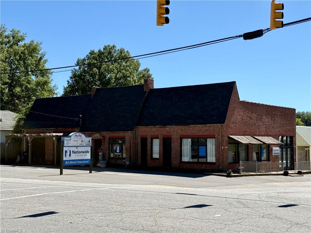 113 W Decatur Street — photo