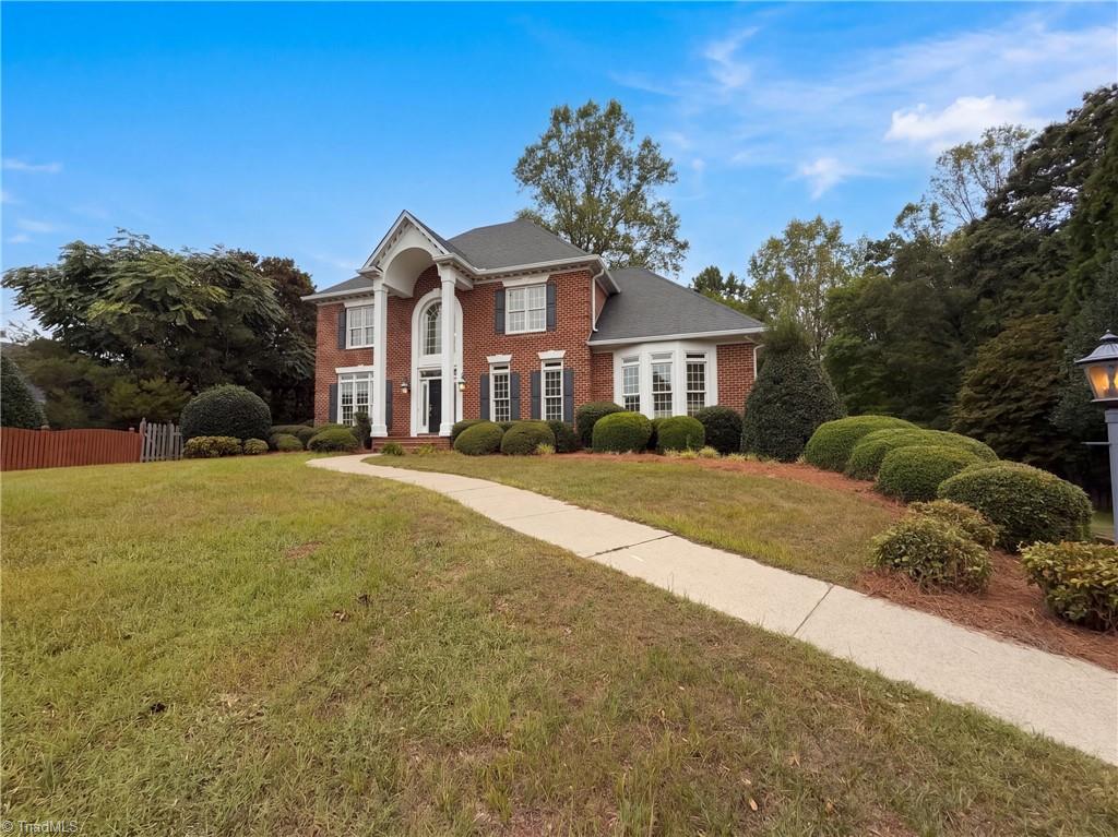 105 Ridgemere Court — photo