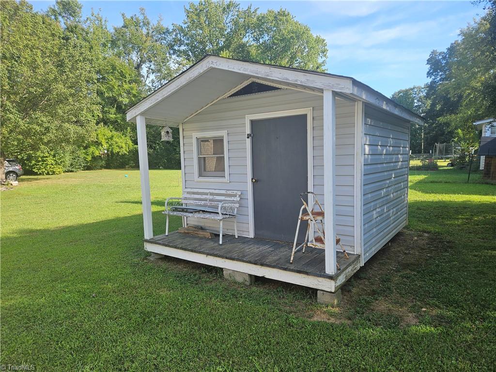 146 E 3rd Street, Denton, NC 27239 — photo 3