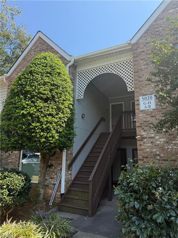 5020 Thoroughbred Lane #G — photo