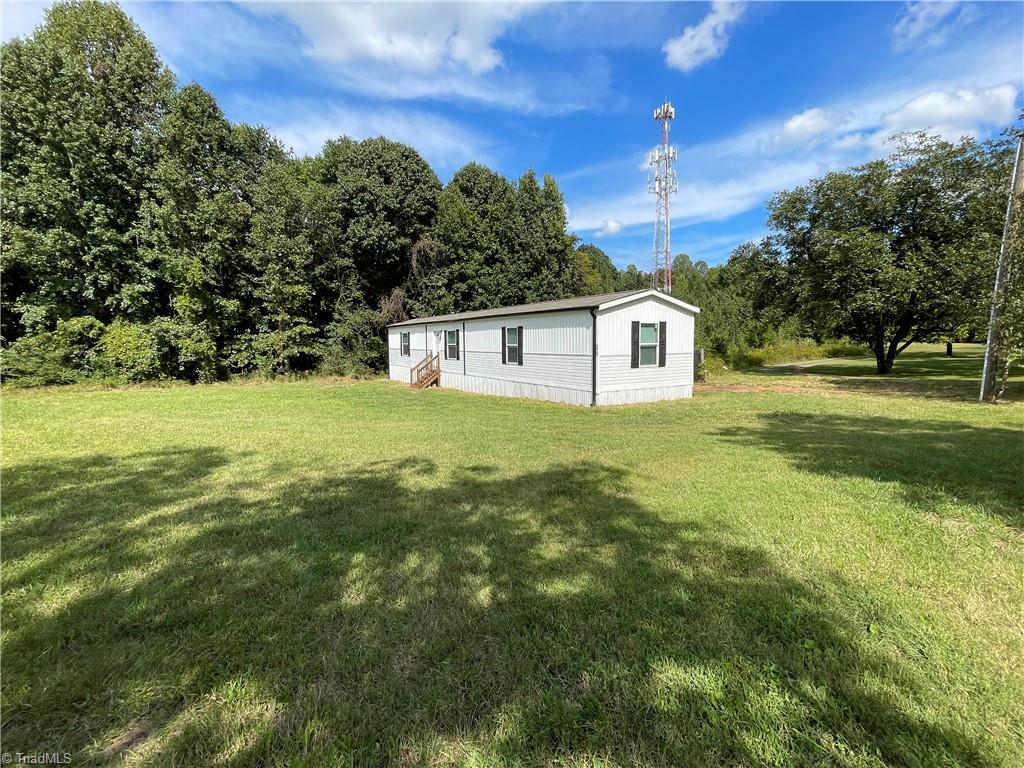 175 Howard Lane — photo