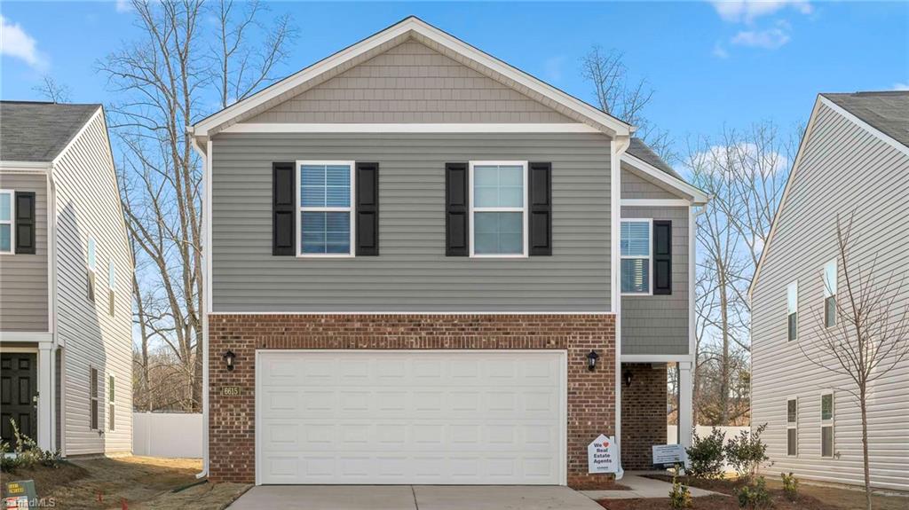 1126 Chandler Pointe Court — photo