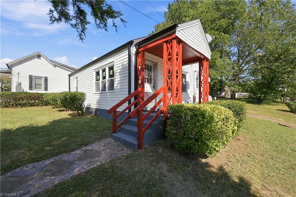1113 Benjamin Benson Street — photo