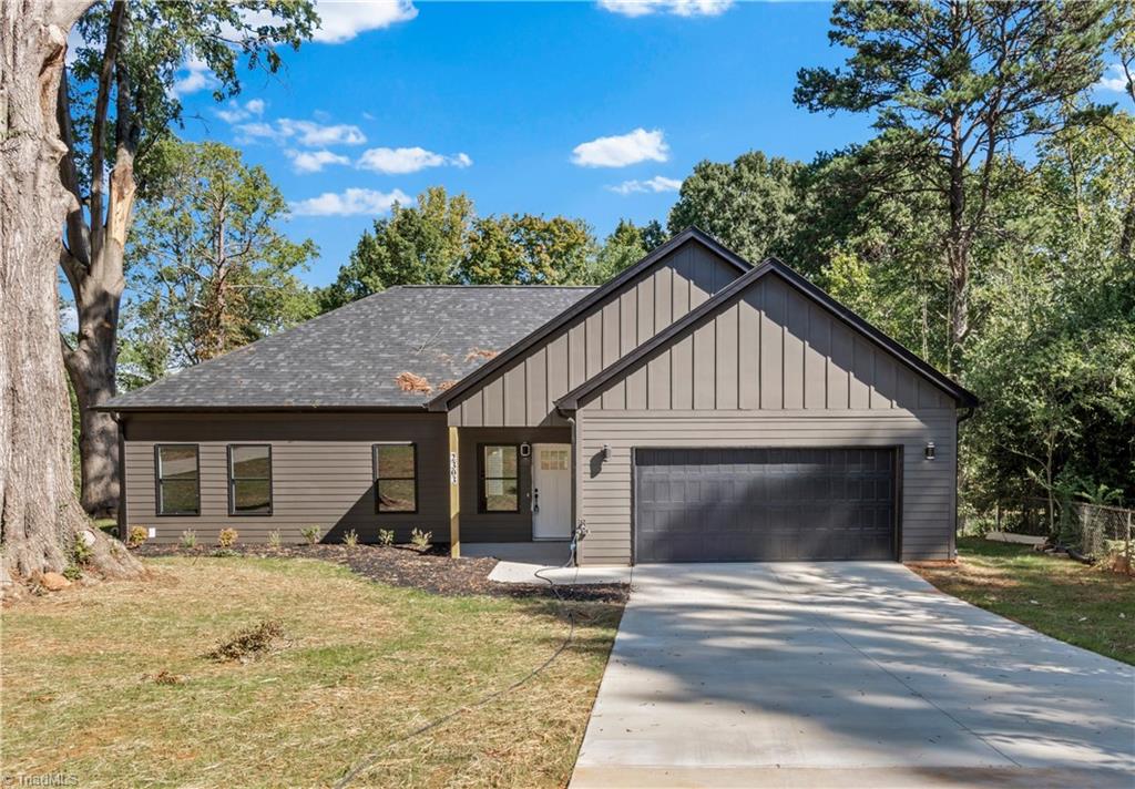2303 Frederick Drive — photo