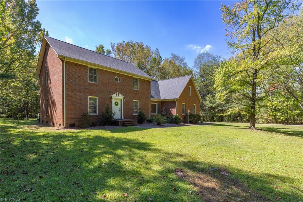 6100 Pintail Court — photo