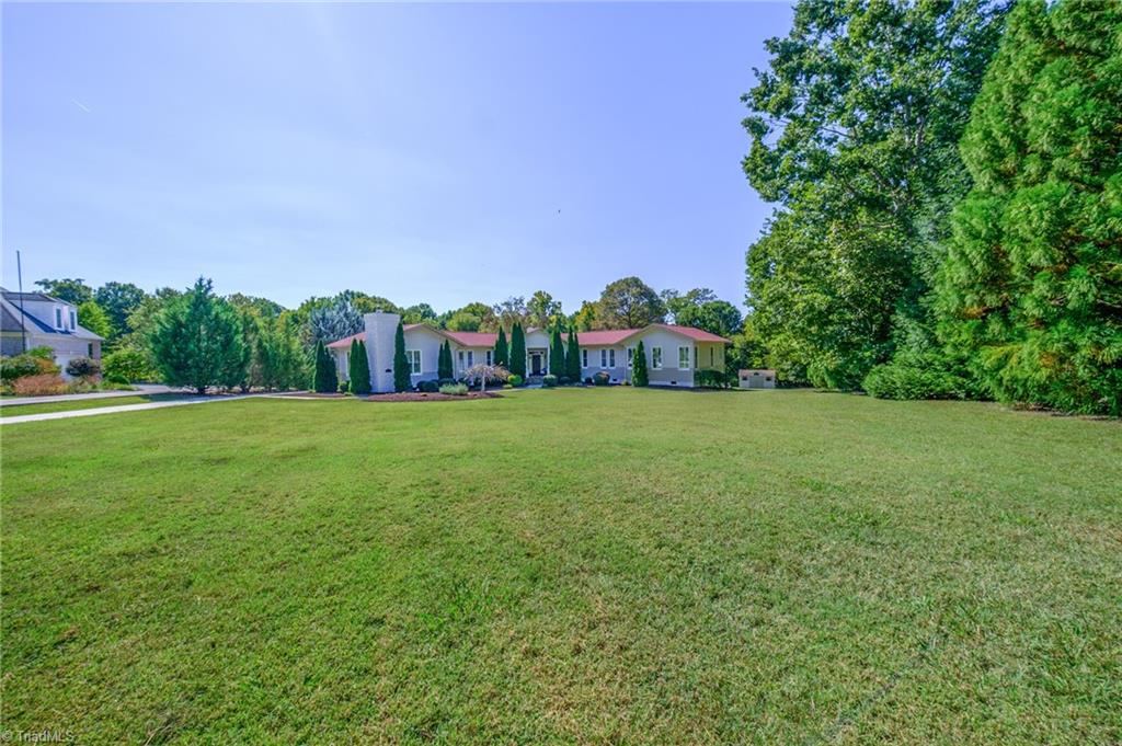 1703 River Knoll Court — photo